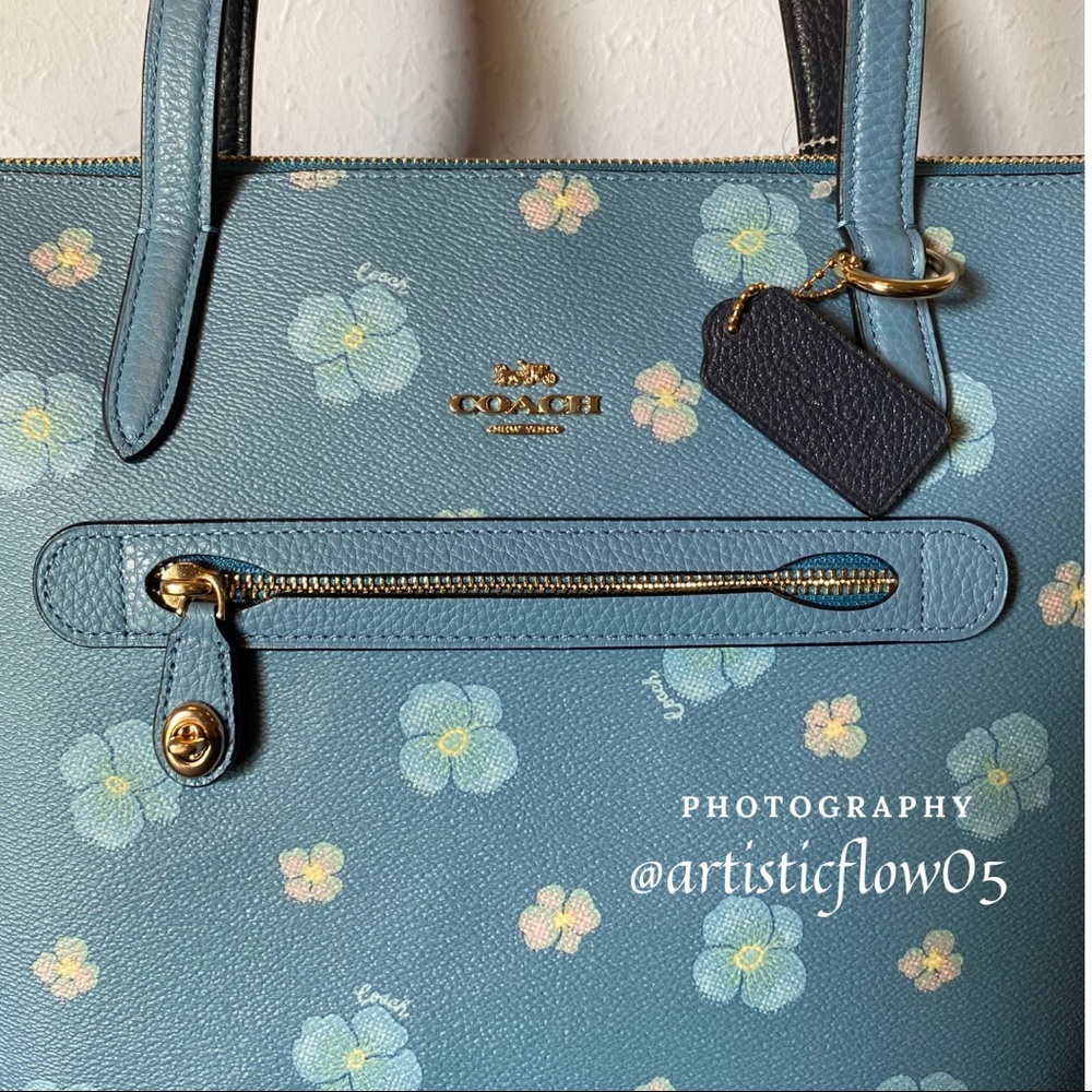 NEW! Coach Taylor Pansy Tote & Selena Gomez Charm! - Picture 6 of 16